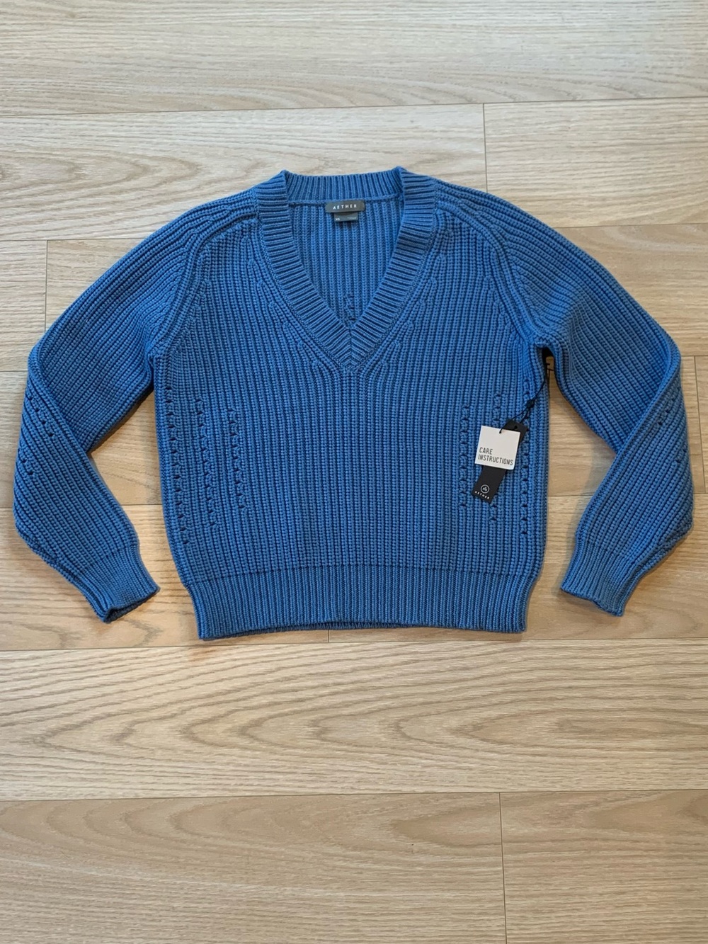 Aether Keaton Blue V-Neck Sweater NWT Size XS